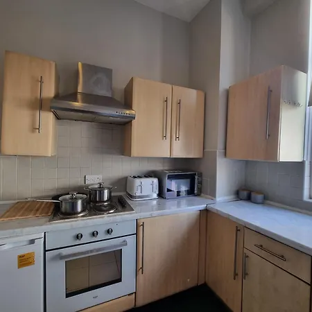A1-1 Bed Ground Floor Flat In Elephant Castle *