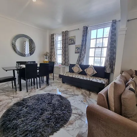 4th Flr Fantastic 3 Bedroom Flat In W2-g15 Apartment *