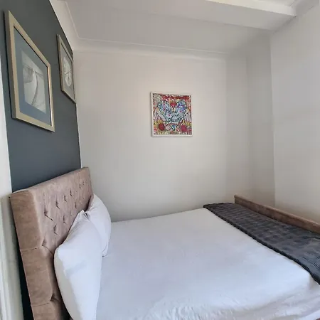 4th Flr Fantastic 3 Bedroom Flat In W2-g15 *