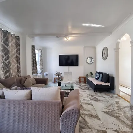 4th Flr Fantastic 3 Bedroom Flat In W2-g15 Apartment *