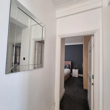 4th Flr Fantastic 3 Bedroom Flat In W2-g15