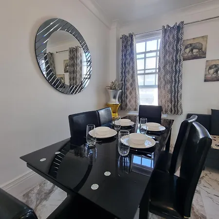 4th Flr Fantastic 3 Bedroom Flat In W2-g15 Apartment London