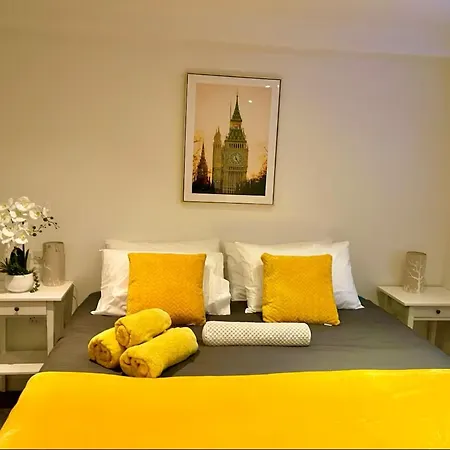 Apartment 1 Bedroom Flat In Knightsbridge
