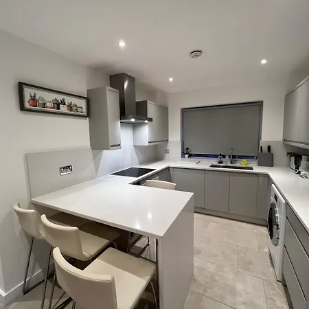 Apartment Modern Living, Minutes From London Bromley