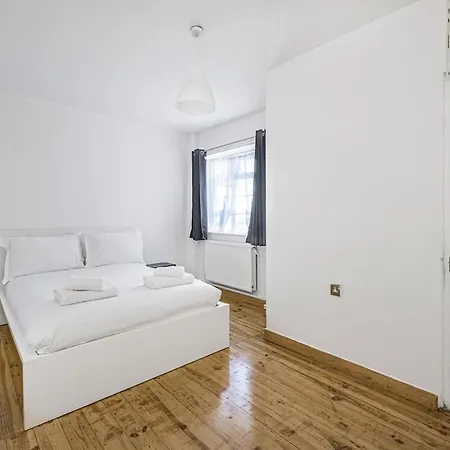 Amazing Location 3-bed In Paddington & Hyde Park