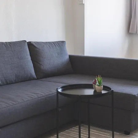 Amazing Location 3-bed In Paddington & Hyde Park Apartment *