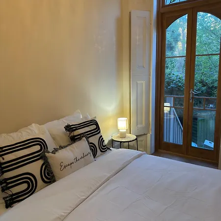 Amanah - 2 Bed Iconic Abbey Road Zone 2 Apartment London