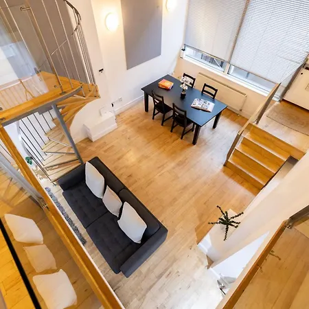 Apartment Charming Retreat In