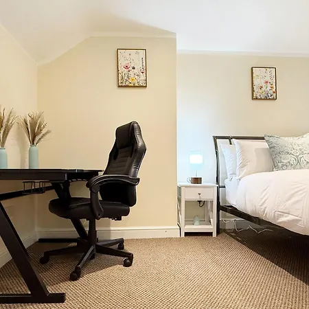 Kai's Place In Finchley - 3 Double Beds, Ideal For Families * ヘンドン