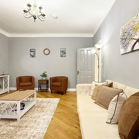 Kai's Place In Finchley - 3 Double Beds, Ideal For Families アパート *