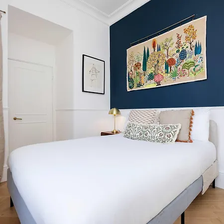 Veeve - The Islington Elegance * London