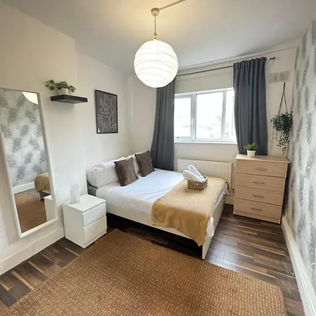 Comfy & Well-located 2br - Walthamstow Apartament *