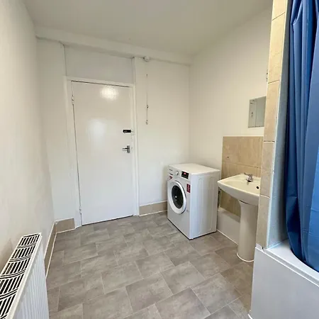 Comfy & Well-located 2br - Walthamstow Apartament