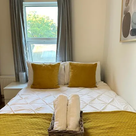 Comfy & Well-located 2br - Walthamstow Apartament Londyn