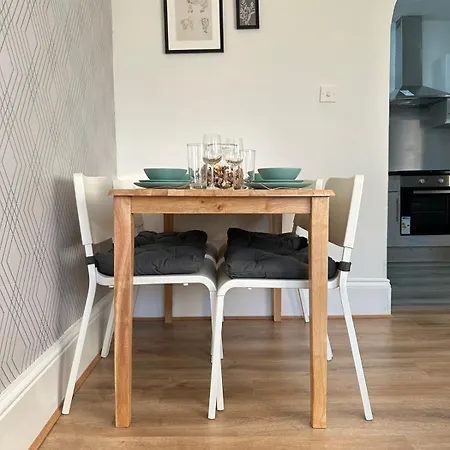 Comfy & Well-located 2br - Walthamstow Londres