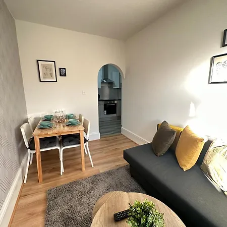 Comfy & Well-located 2br - Walthamstow Apartament *