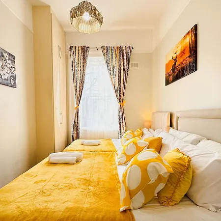 Apartment Mile End Road By Smart Corporate London