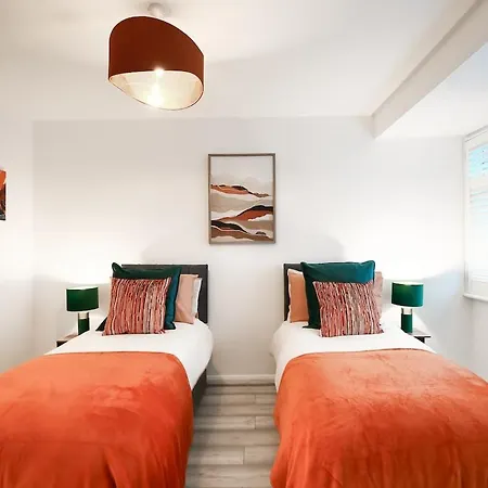 Reductions On Short - Chic & Cosy, Modern Nightingale Retreat! Easy Access To Tottenham Hotspurs Enfield