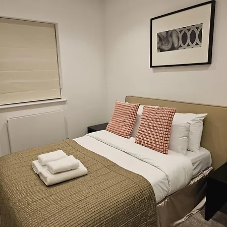 Care London- Elegant & Central, Sloane Avenue, Chelsea London