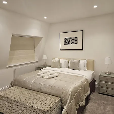 Ferienhaus Care London- Elegant & Central, Sloane Avenue, Chelsea