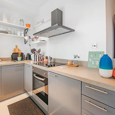 Stylish & Chic Studio- Prime Notting Hill Location