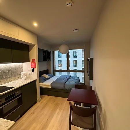 In London-c Aparthotel Harrow