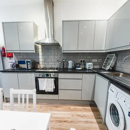 Guest house Blue Near Portobello Road London