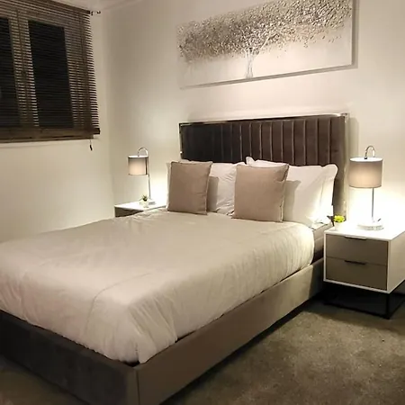 Stunning 2 Bedroom In Canary Wharf London