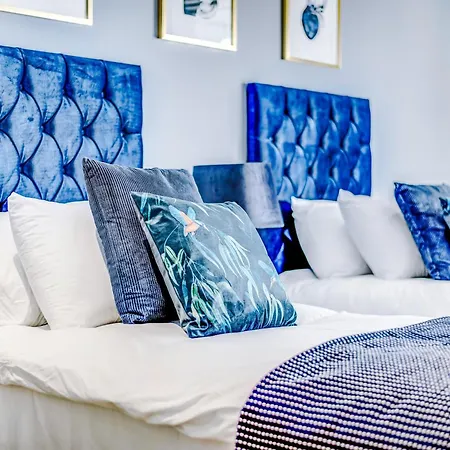 Pristine In Battersea By 53 Degrees Property, Ideal For Long Term Stays! דירה לונדון