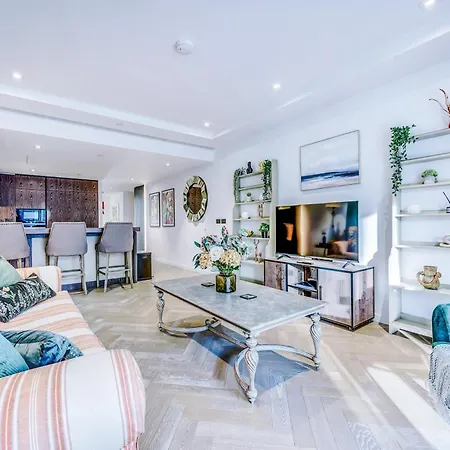 Pristine In Battersea By 53 Degrees Property, Ideal For Long Term Stays! *