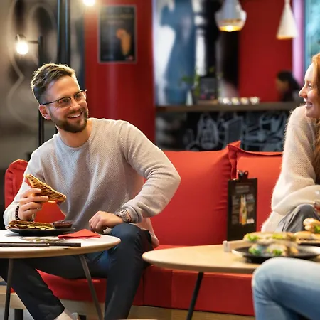 Ibis Stratford Szálloda