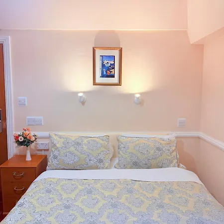 Europa House Hotel, Paddington 2*