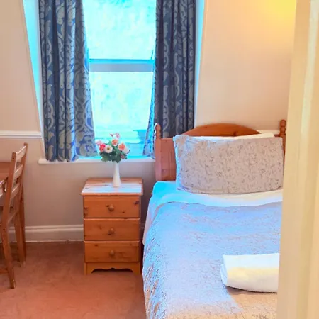 Europa House Hotel, Paddington 2*