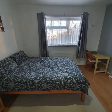 Private In London, Homestay *