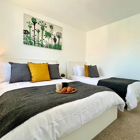 Abbey Wood Garden Retreat: Elizabeth Line Access To London * Thamesmead (Greater London)