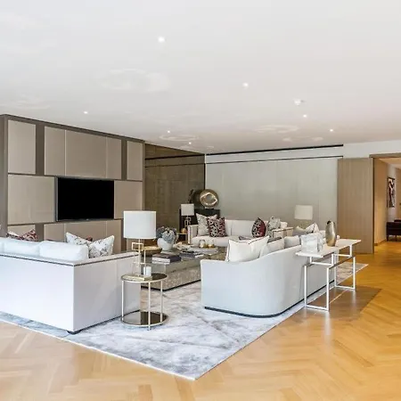 Apartamento Luxury Flat With Access To Pool, And Gym