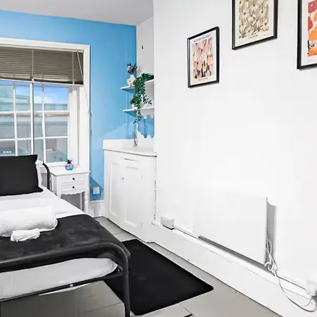 Apartment - 10 Percent Reduced From Restaurant Bill
