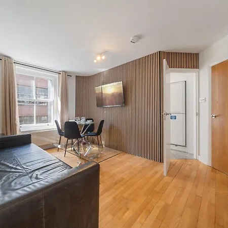 Stylish And Modern In Vibrant Soho Unbeatable Location Wdg * London