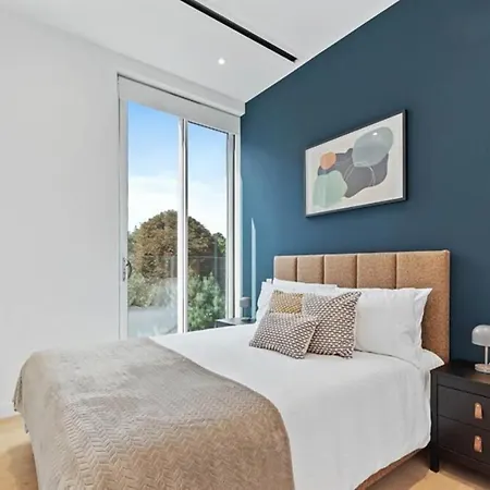 Apartment Luxury 2br Flat Cinema, Gym & Parking