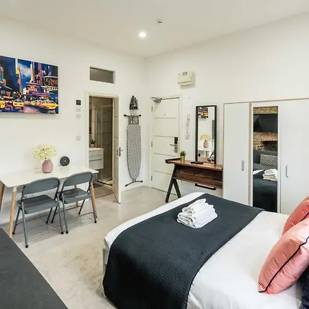 Stylish Flat For 2-4 By Kilburn & Hampstead Station
