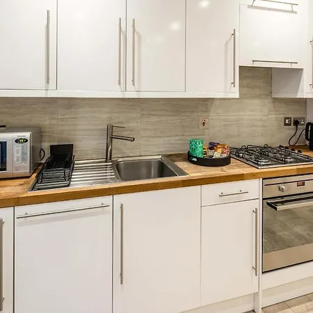 -air Con- 3bd Mews House - Kensington Palace! Villa