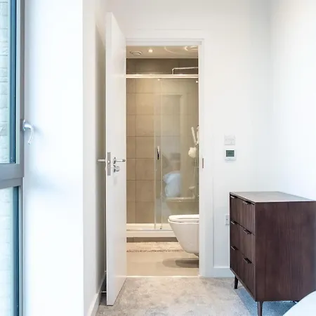 Apartment 4 Guests - Close Airport - 25min *