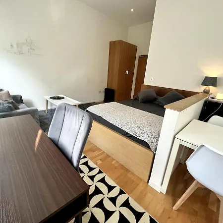 Apartment Flat In Centre Of