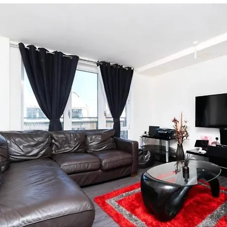 Modernized 1-bedroom Flat In *