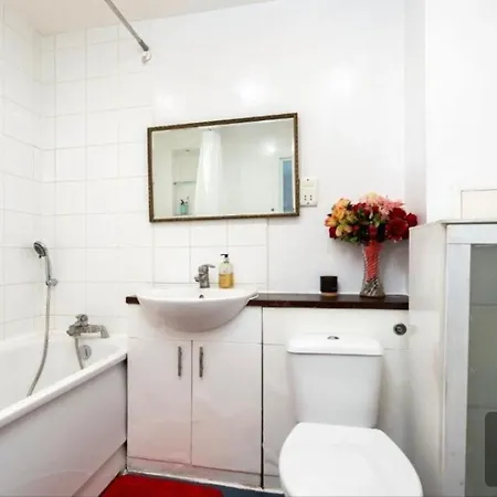 Modernized 1-bedroom Flat In *