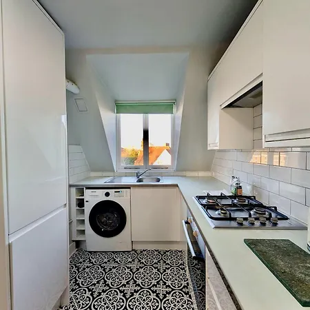 Apartment Chic Private In Shared Flat Free Parking