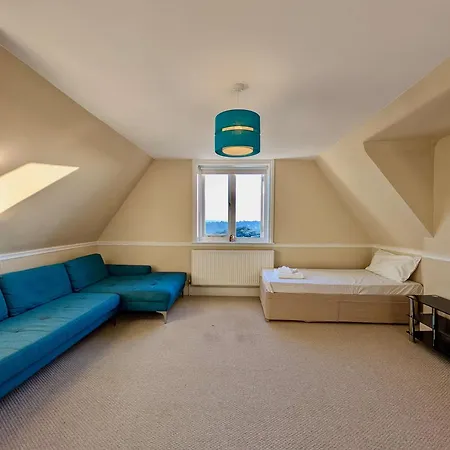Chic Private In Shared Flat Free Parking Apartment Bromley
