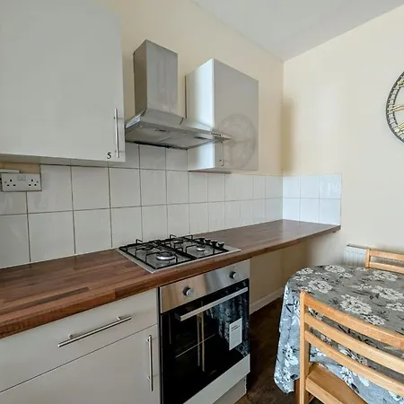 En - Location Hounslow
