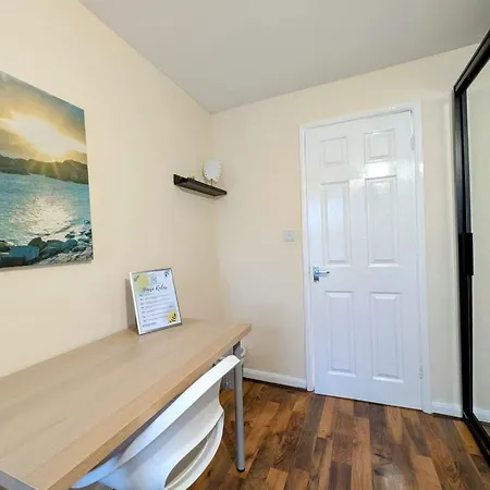 En - Location Hounslow