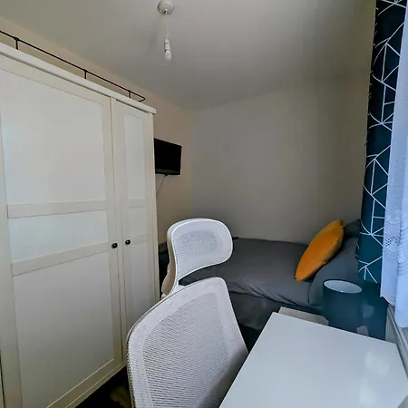 Cosy Double In Town Centre *